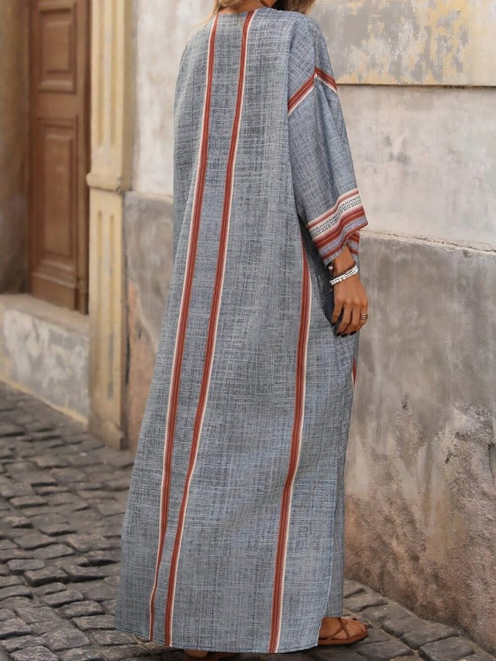 Blue Modest Women's Loose Maxi Slit Digital Print Dress - Picture 2 of 5
